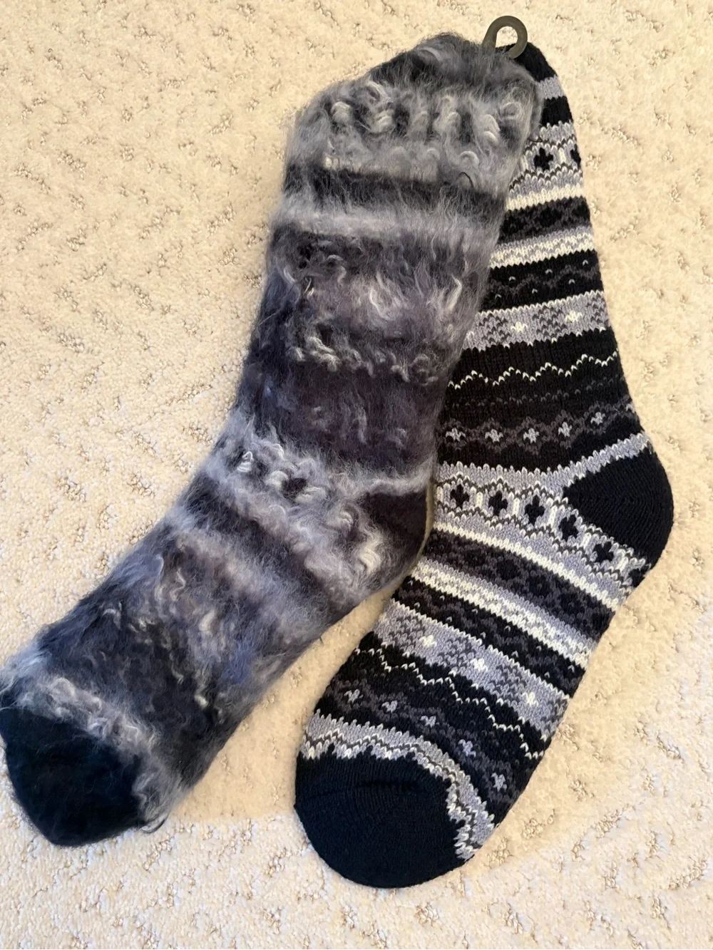 Muk Luks Fleece Cabin Socks NEW Fits Shoe Size 6 to 11 Navy Blue White Fair Isle